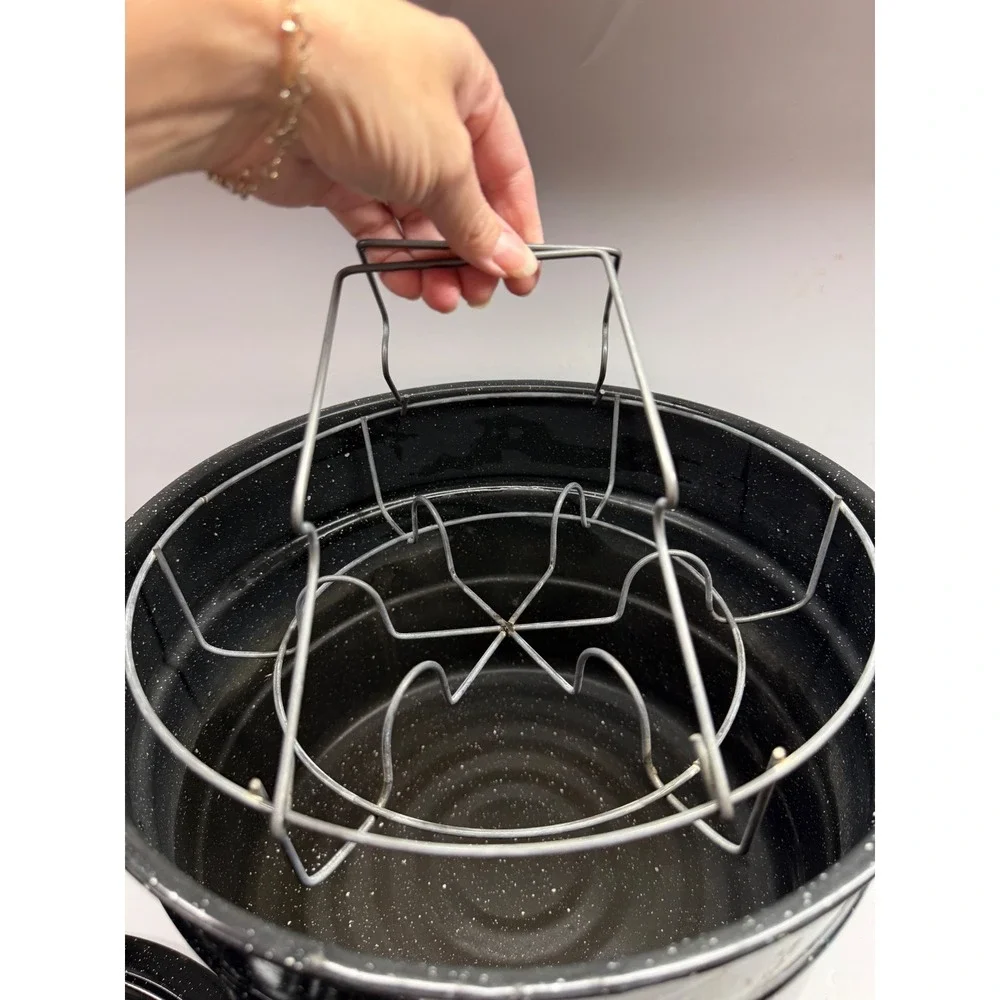 Granite Ware Black Speckled Enamel Canning Pot with Lid and Jar Rack Stockpot